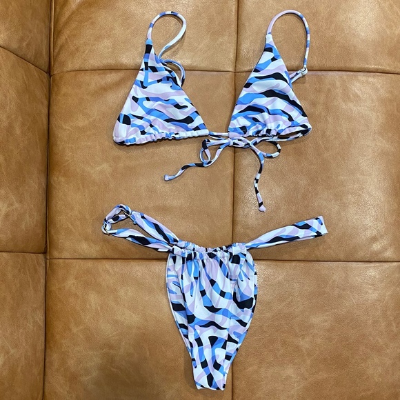 Skatie XS Bikini in Meridian - Picture 1 of 4